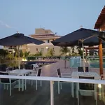 Lindo Flat Em Resort Silencioso E Aconchegante